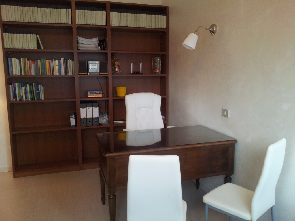 Studio lato scrivania - Psicologa in Torino